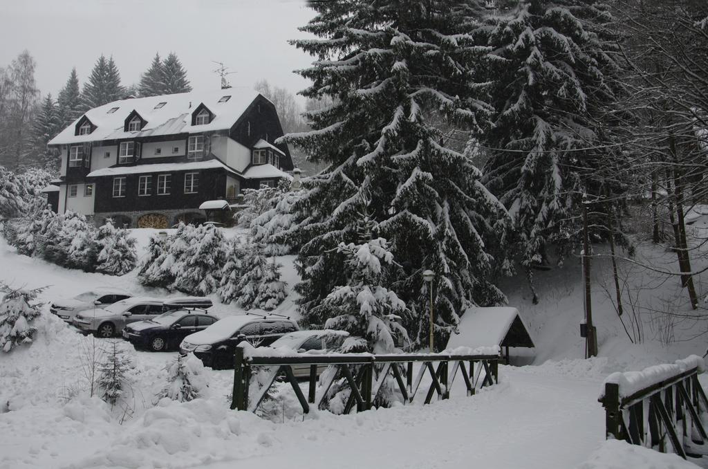 Říčky Hotel Konsel מראה חיצוני תמונה